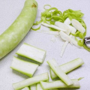 Zucca lunga da tenerume pulita